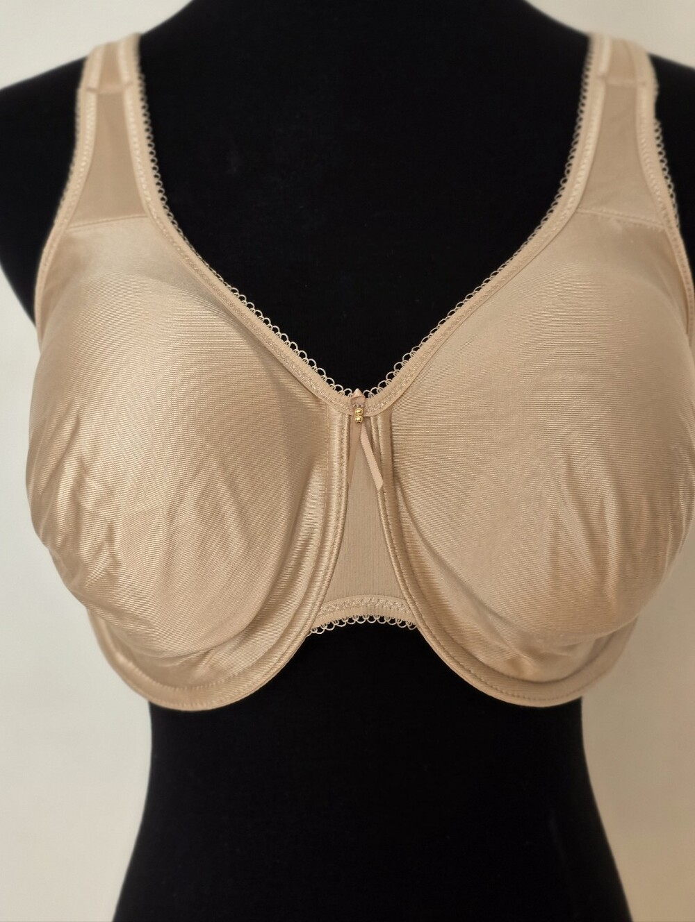 Wacoal Basic Beauty Full Figure Underwire Bra 38DD Beige Sand 855192 NOS